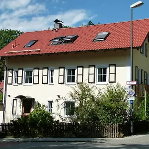 https://lakestarnberg-apartments.com-bavaria.com